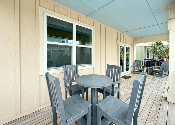 Ashore Thing * Gulf Shores